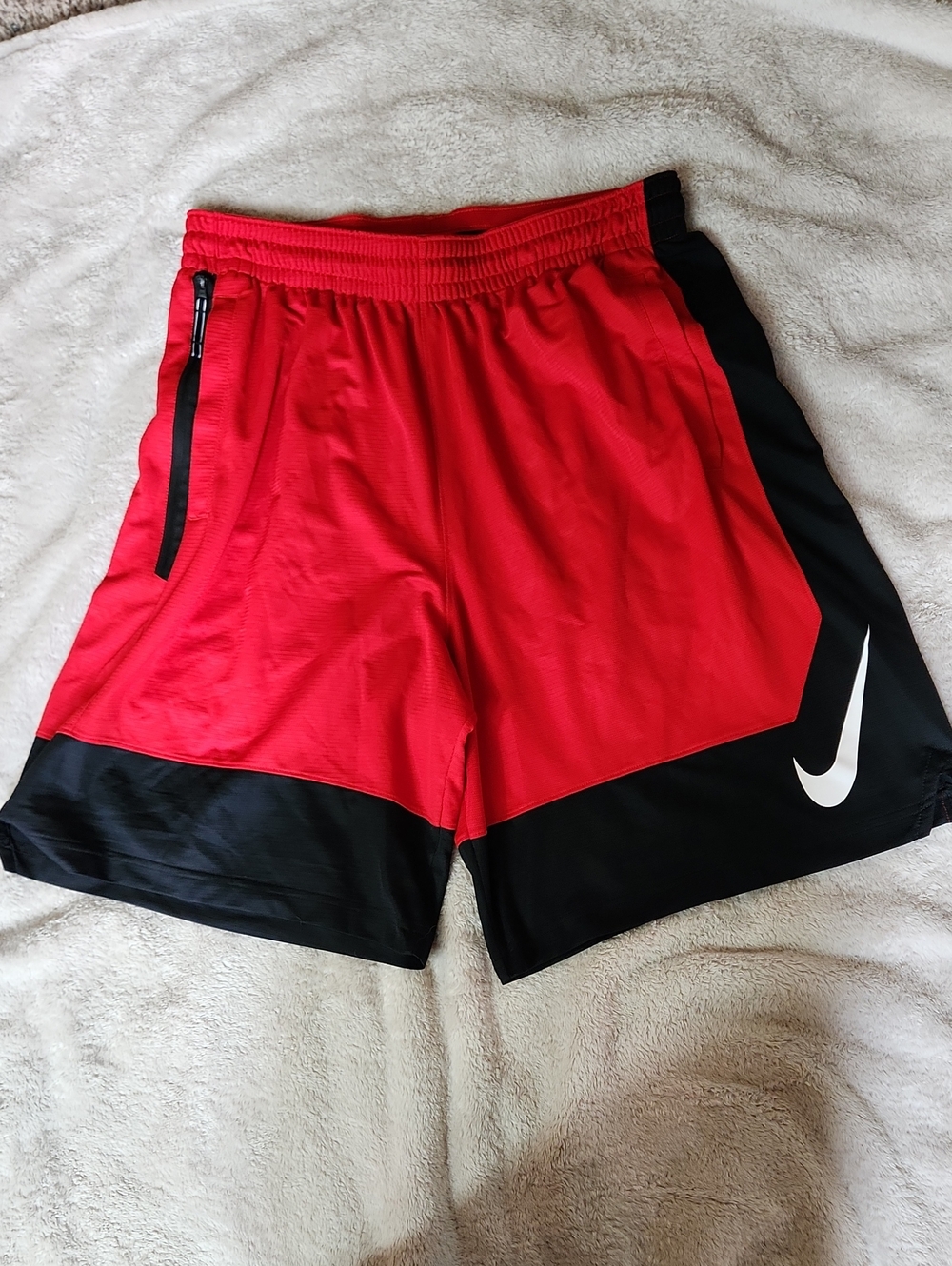 Nike Men’s Red and Black Performance Basketball Shorts